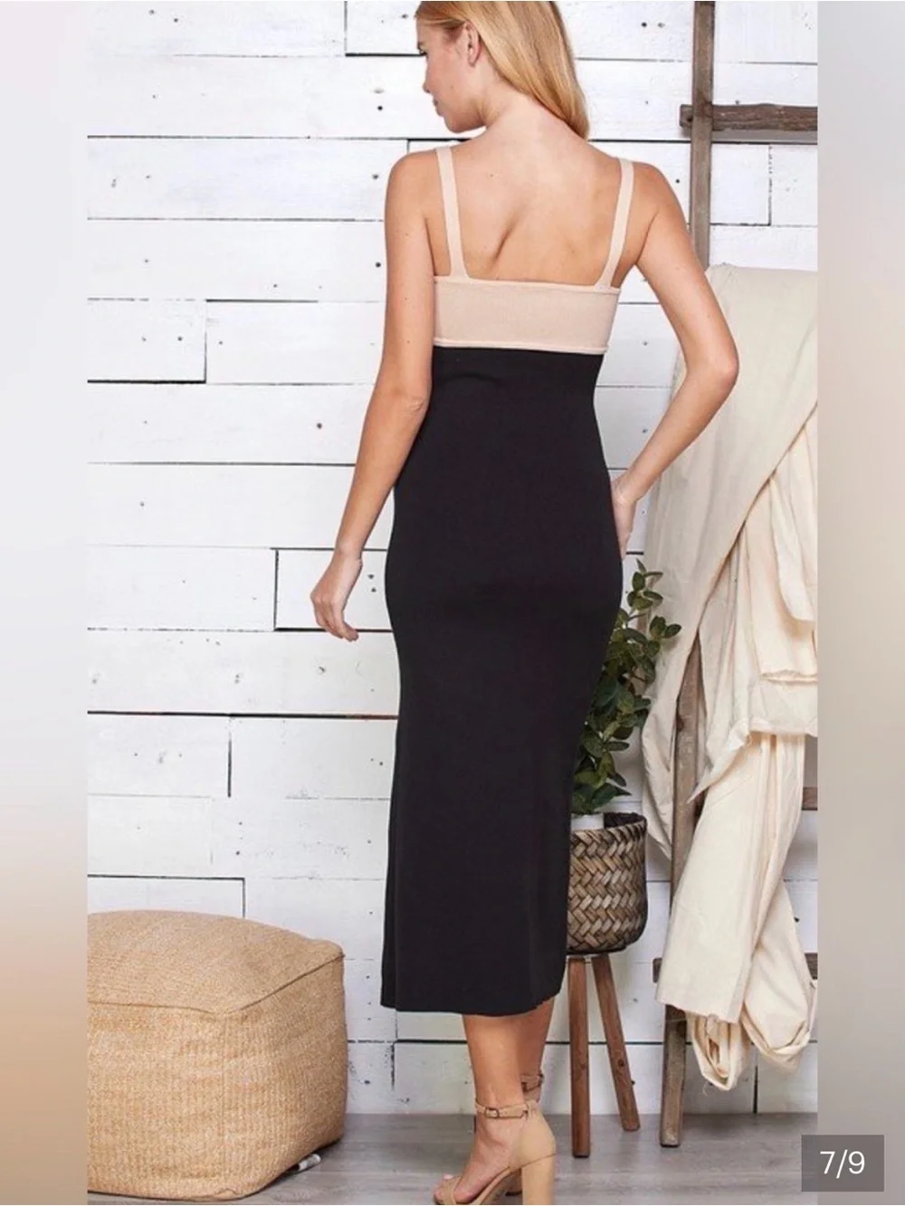 Beige and Black very stretchy Two-Tone Knit Dress - Picture 3 of 8